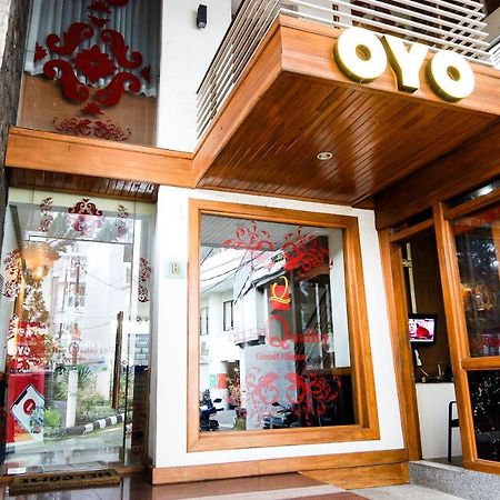 Oyo 229 Hi Quality Hotel Bandung Exterior foto