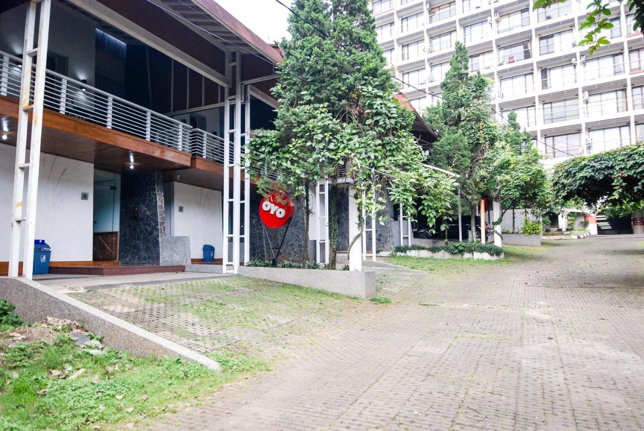 Oyo 229 Hi Quality Hotel Bandung Exterior foto