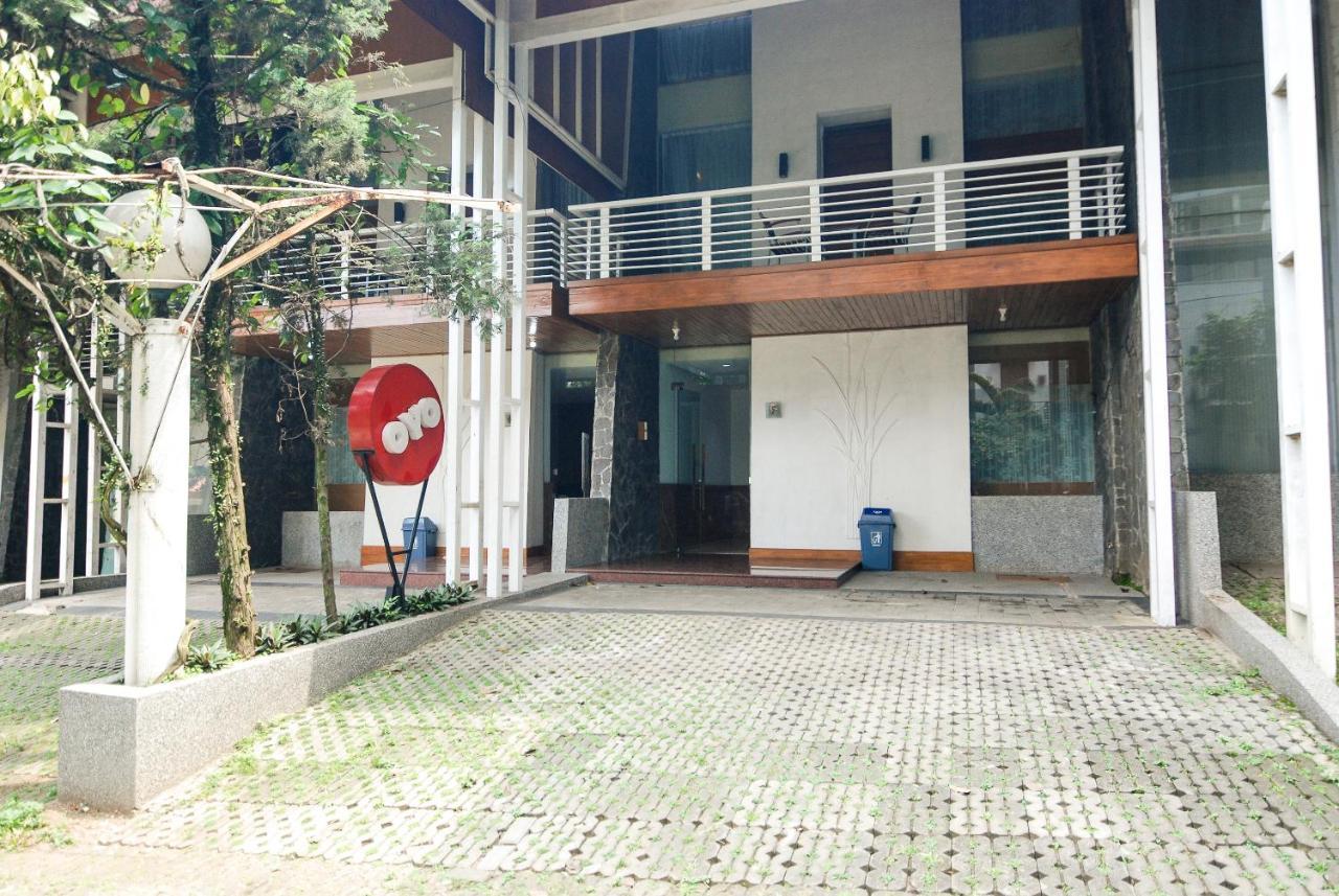 Oyo 229 Hi Quality Hotel Bandung Exterior foto
