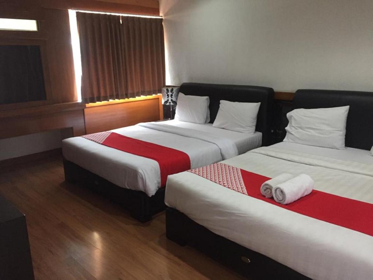 Oyo 229 Hi Quality Hotel Bandung Exterior foto