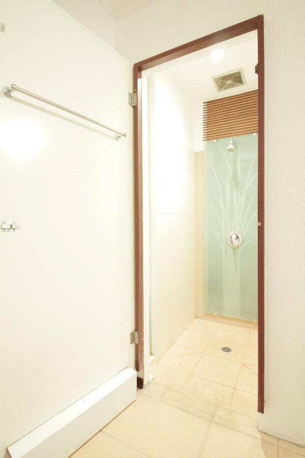 Oyo 229 Hi Quality Hotel Bandung Exterior foto