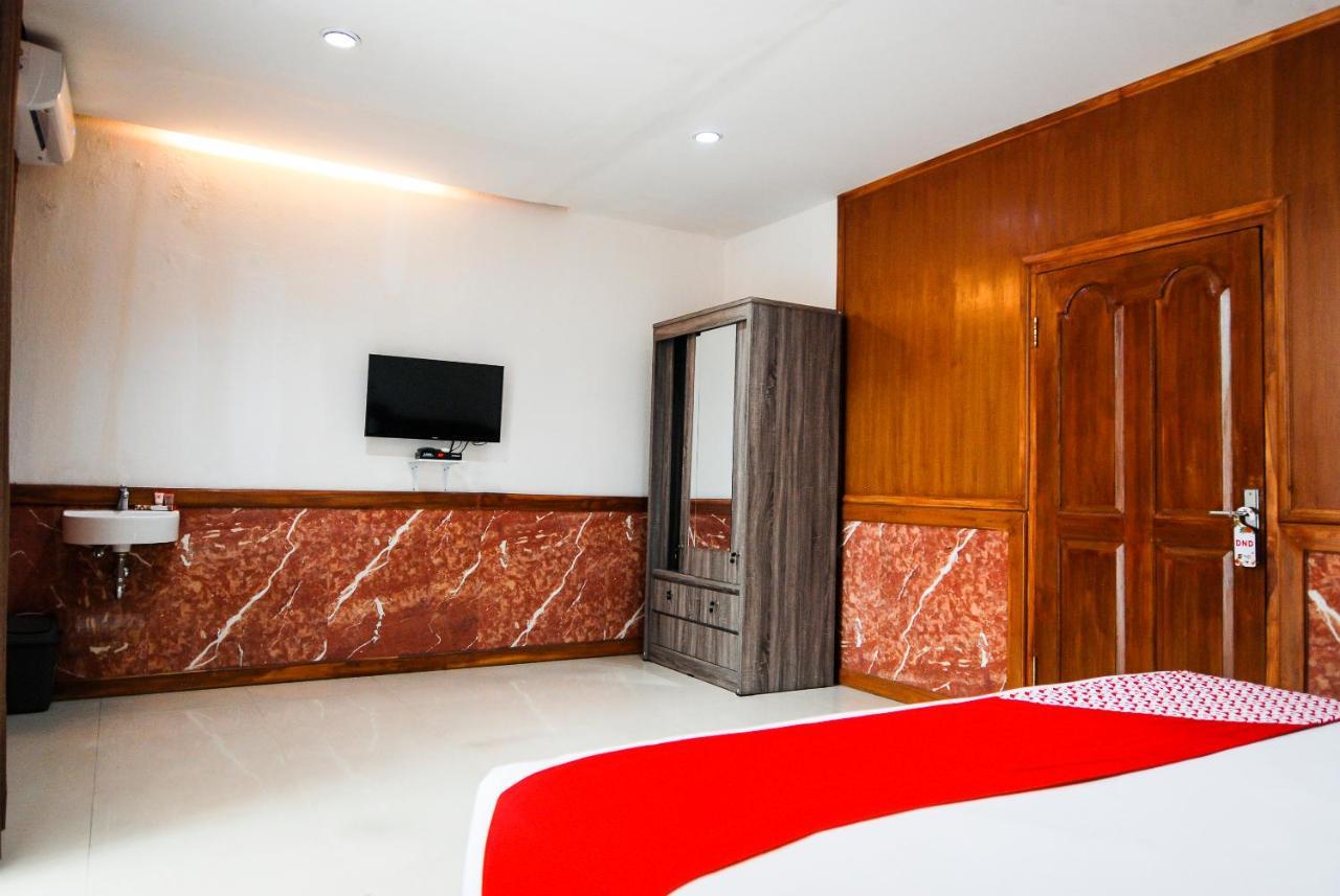 Oyo 229 Hi Quality Hotel Bandung Exterior foto