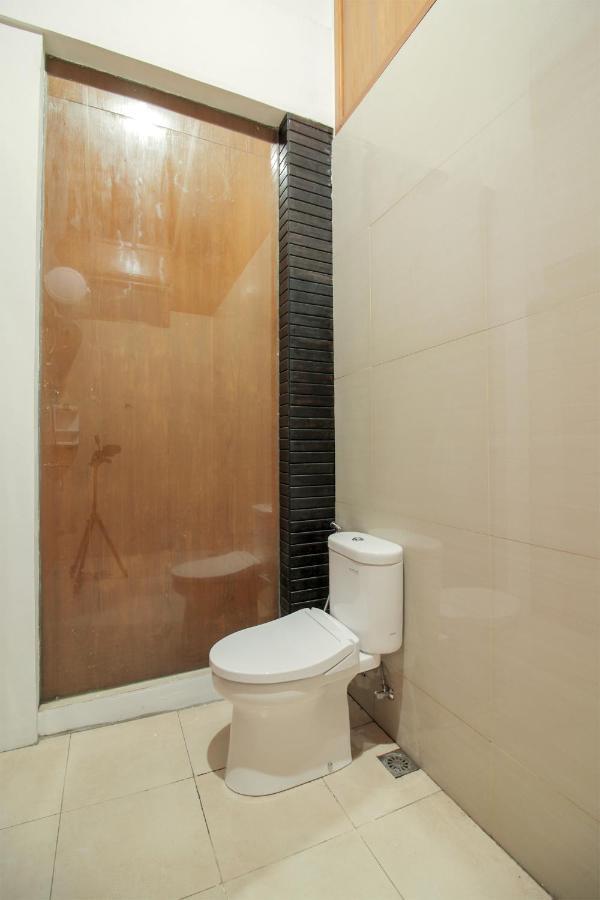 Oyo 229 Hi Quality Hotel Bandung Exterior foto