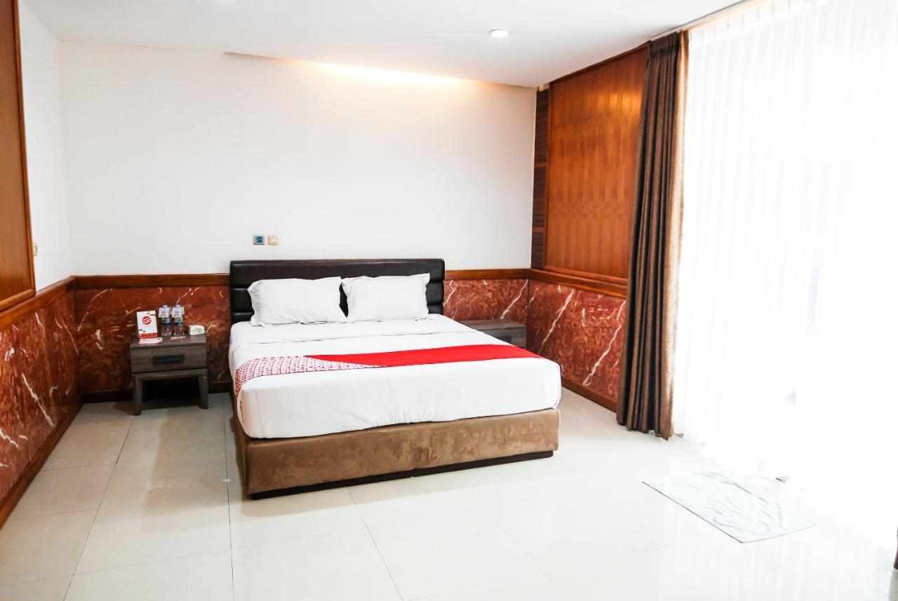 Oyo 229 Hi Quality Hotel Bandung Exterior foto