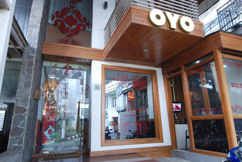 Oyo 229 Hi Quality Hotel Bandung Exterior foto